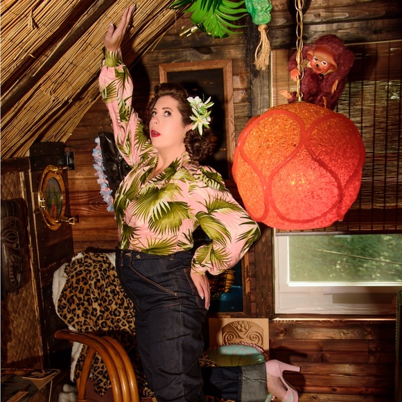 Freddie’s of Pinewood Rayon Spellbound Top - Picture 2 of 3